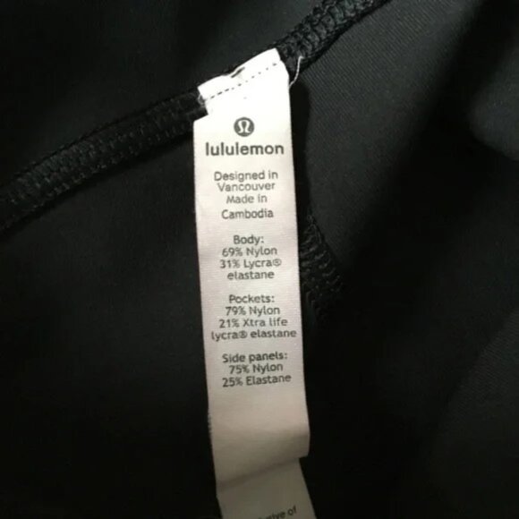 Lululemon Speed Up Tight Mesh size 4 *EUC - Picture 12 of 13